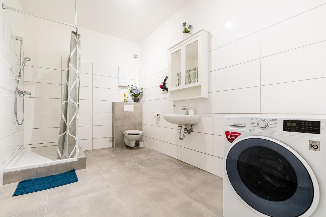 Comodo Apartments Золинген Екстериор снимка