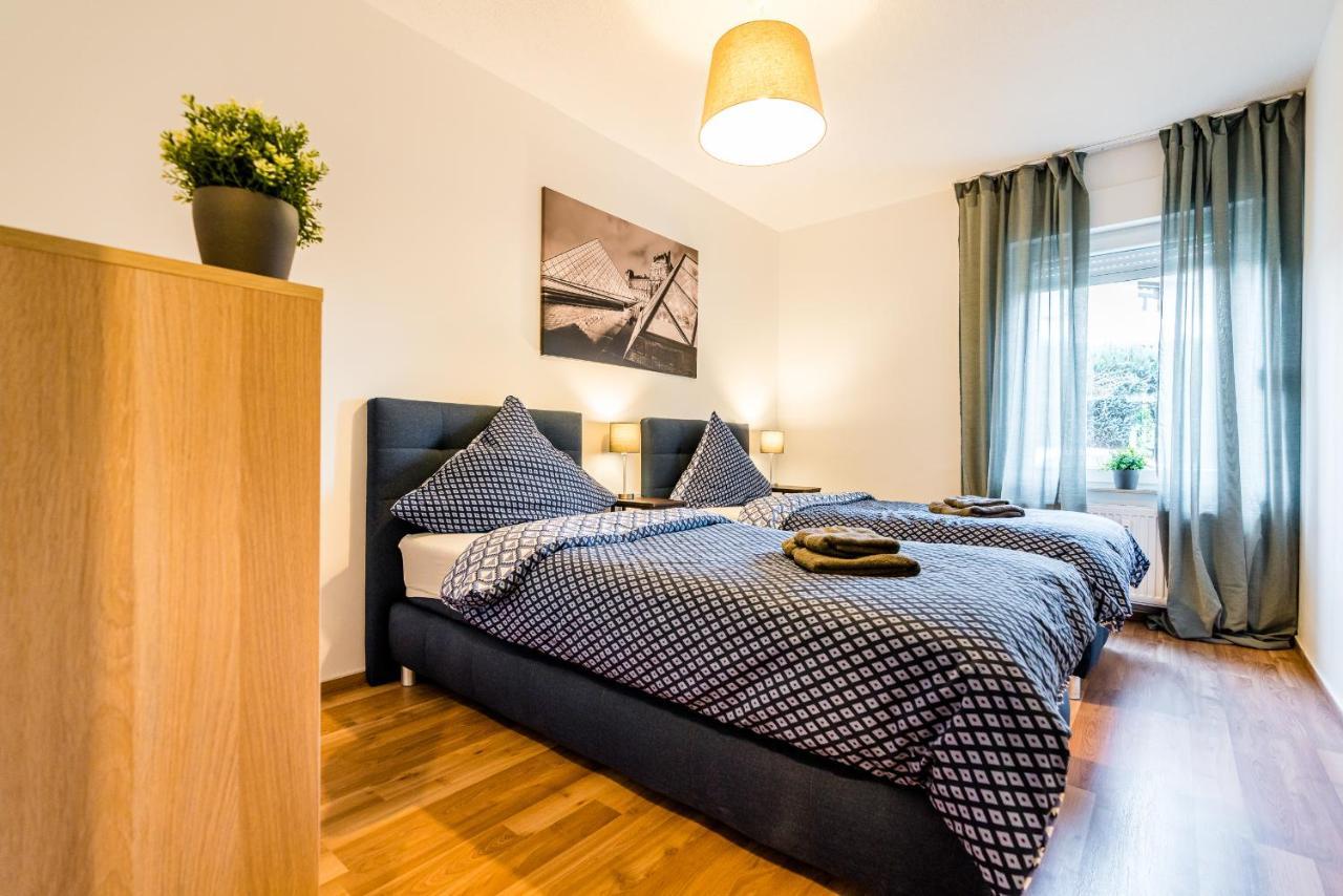 Comodo Apartments Золинген Екстериор снимка